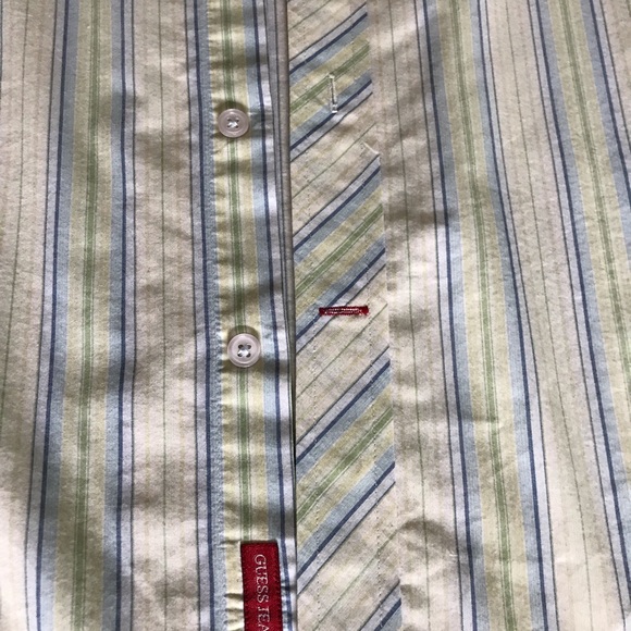 Guess Jeans button down - Picture 4 of 7